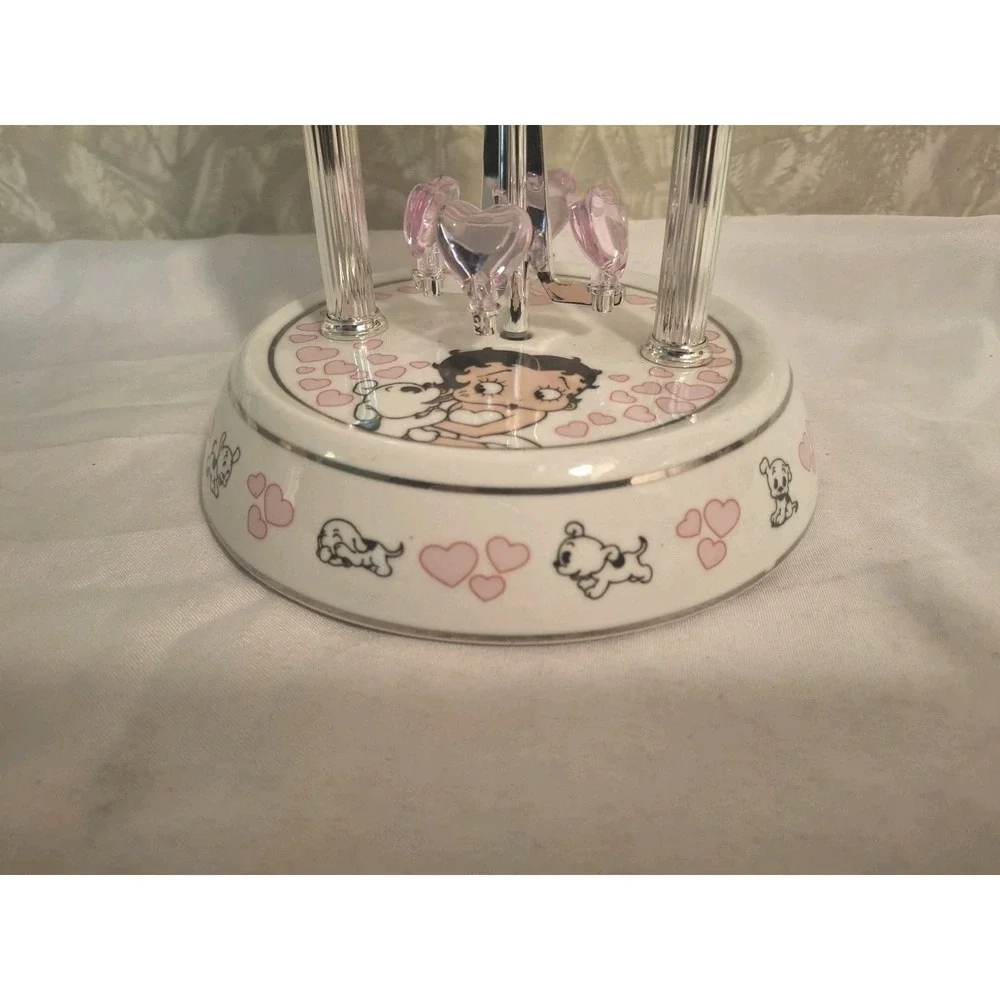 2006 Betty Boop Anniversary Clock In Glass Dome Works MISSING A HAND ON CLOCK